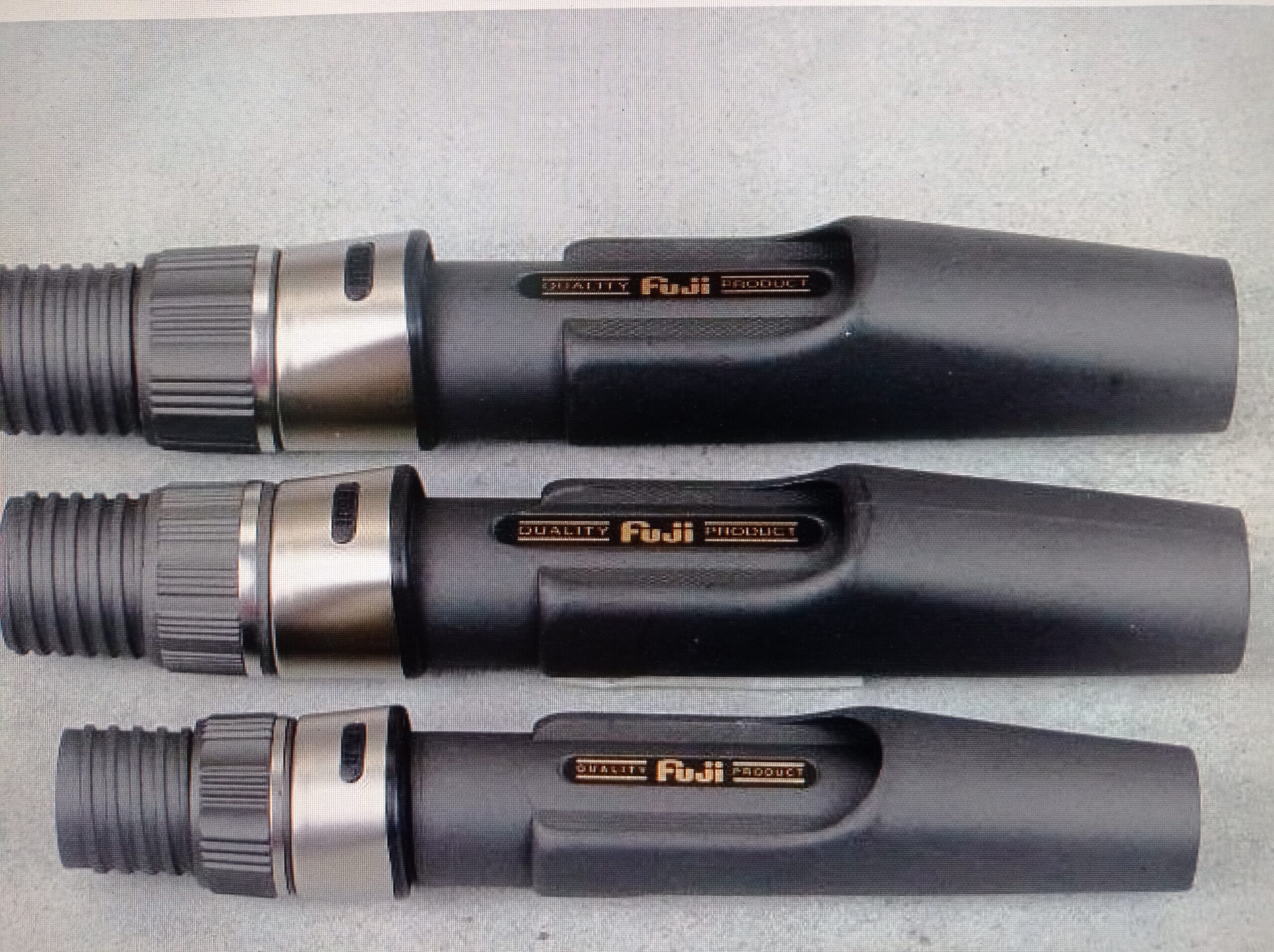 04788-000-4863-jpg FUJI PLACCA PORTAMULINELLO A VITE DNPS SHINY-GRAY MIS 22 - immagine 1