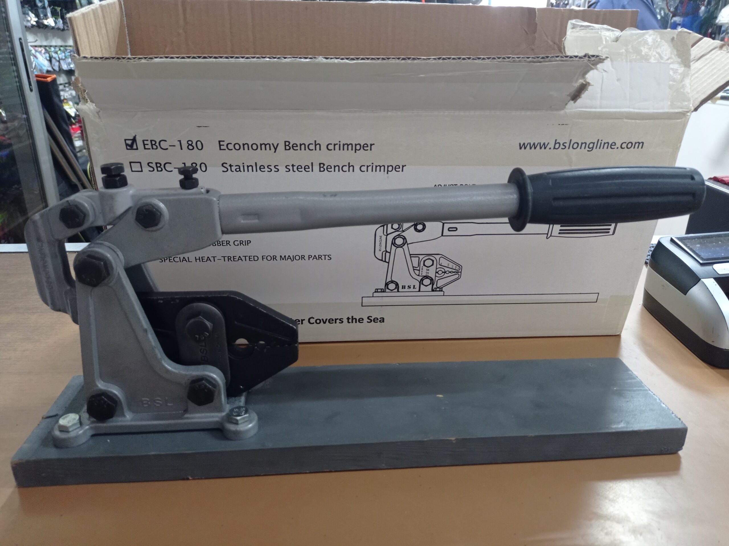05121-000-5195-jpg BS LONGLINE PINZA RIVETTATRICE DA BANCO EBC 180 - immagine 1